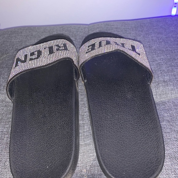 True religion sandals - Picture 2 of 2